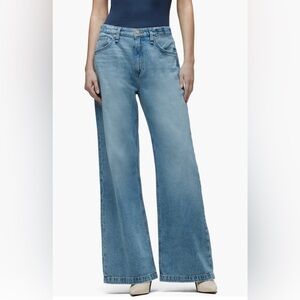 Hudson Jeans
Jodie High
Waist Super
Wide Leg Jeans
Color: Aspen